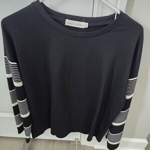 Black and White Striped Sleeve Long Sleeve Top